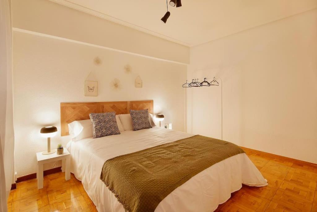 Apartamento Maura 2 Dormitorios Oviedo Esterno foto